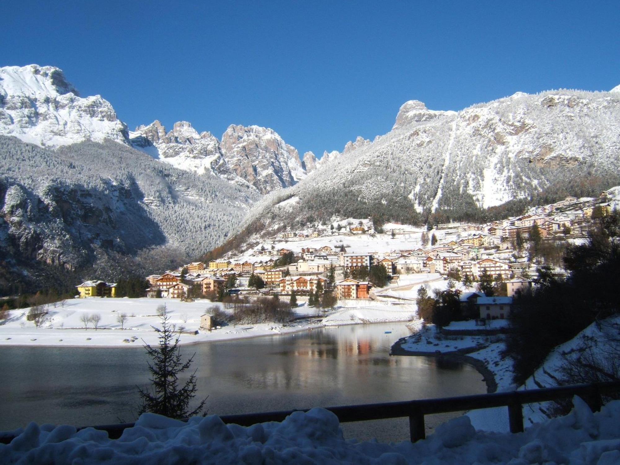 Hotel Zurigo Molveno Exterior foto